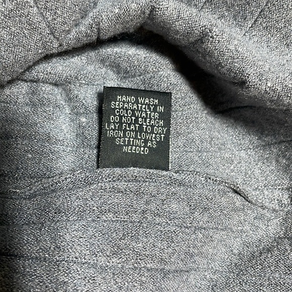 CYRUS Fitted Round Neck Flair Bottom Bell Sleeve Grey Flirty Sweater  -S- #0024 - Picture 8 of 10